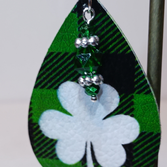 St. Patrick's day Earrings. Lt. wt. Vinyl shamrock print teardrop crystal dangle - Picture 4 of 4